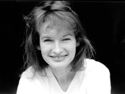 Plein Air Artist April Perry Raber specializing in .php scenes and cityscapes